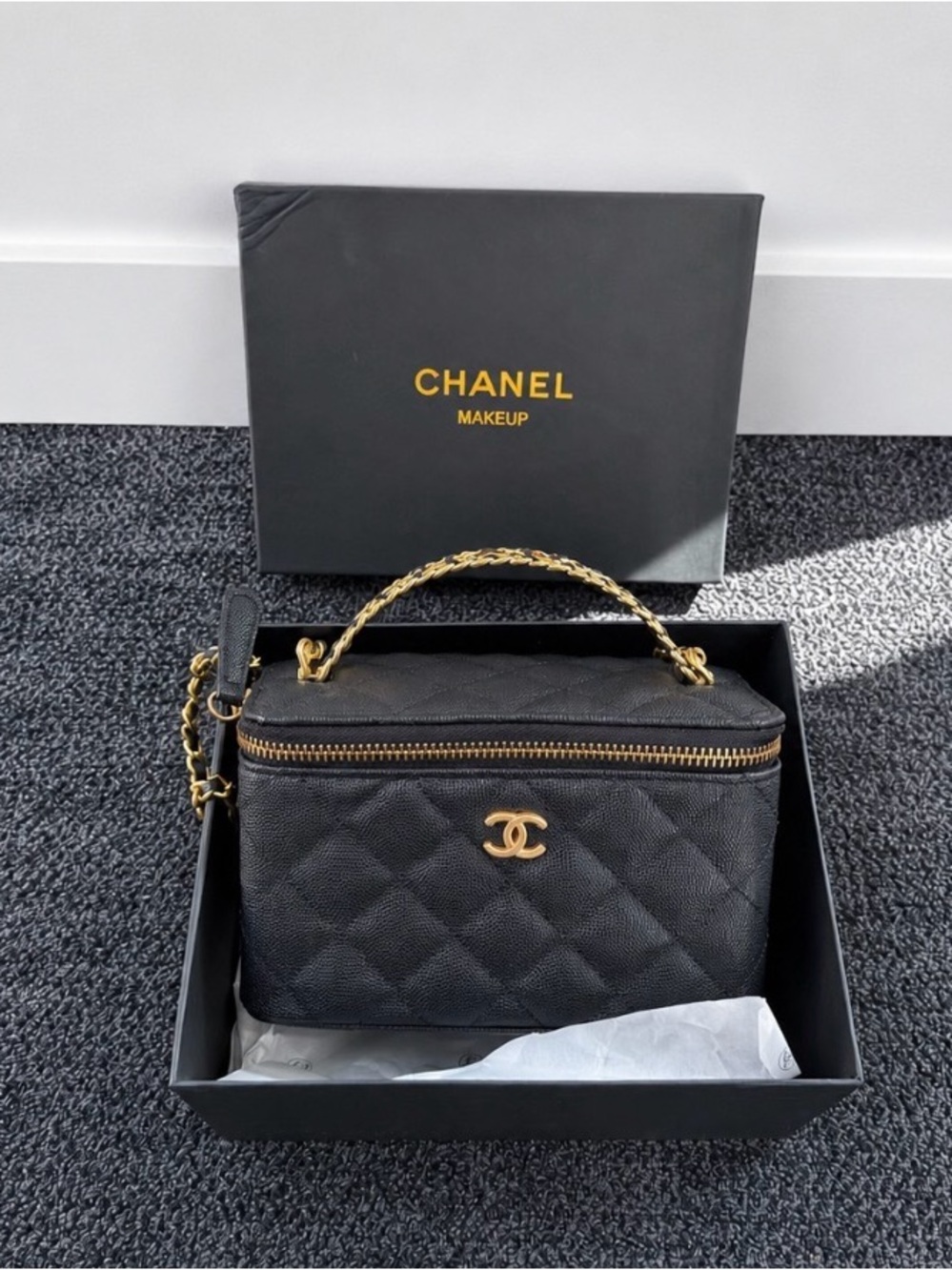 Chanel Beauty Quilted Vanity Case With Chain Makeup Cosmetic Bag